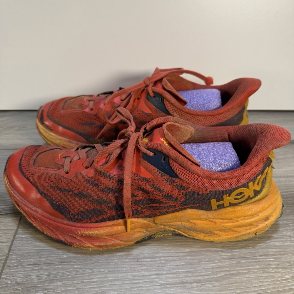 Hoka One One Speedgoat 5 1123159-FRYL Men size 10D Red Running Shoe EBS1489
